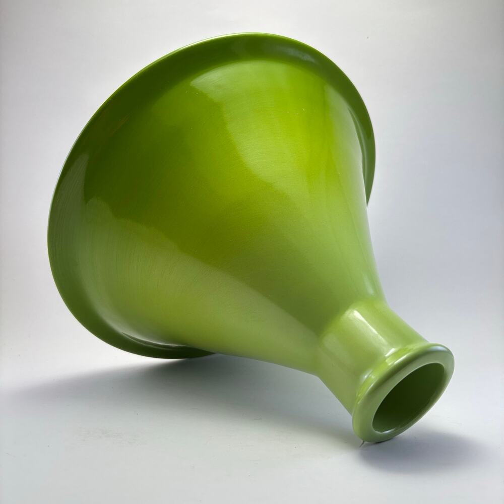 LE CREUSET Moroccan Style Kiwi Color "Tagine" Enameled Cast Iron Stonewre 2.5QT - Picture 7 of 10